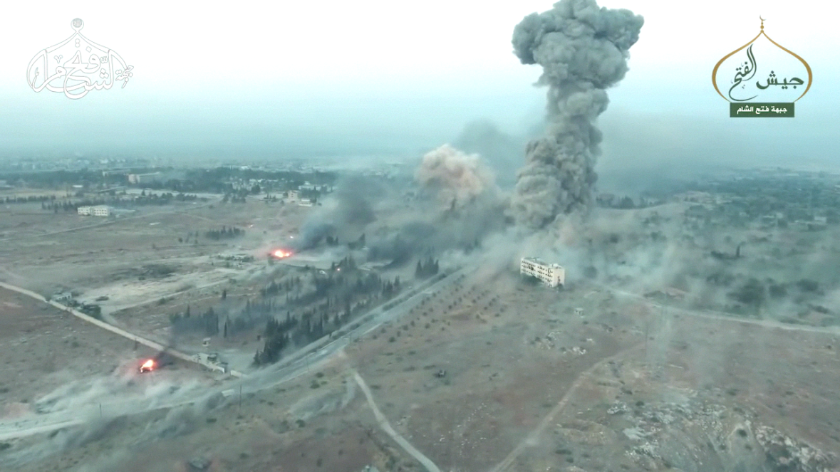 Massive russian Aitstrike hits the over run Aleppo Artillery Academy. 